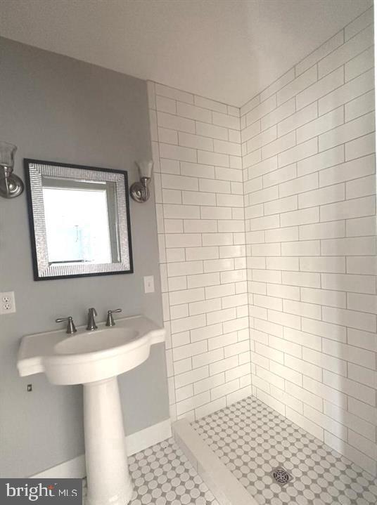102 Locust St Property Photo 16