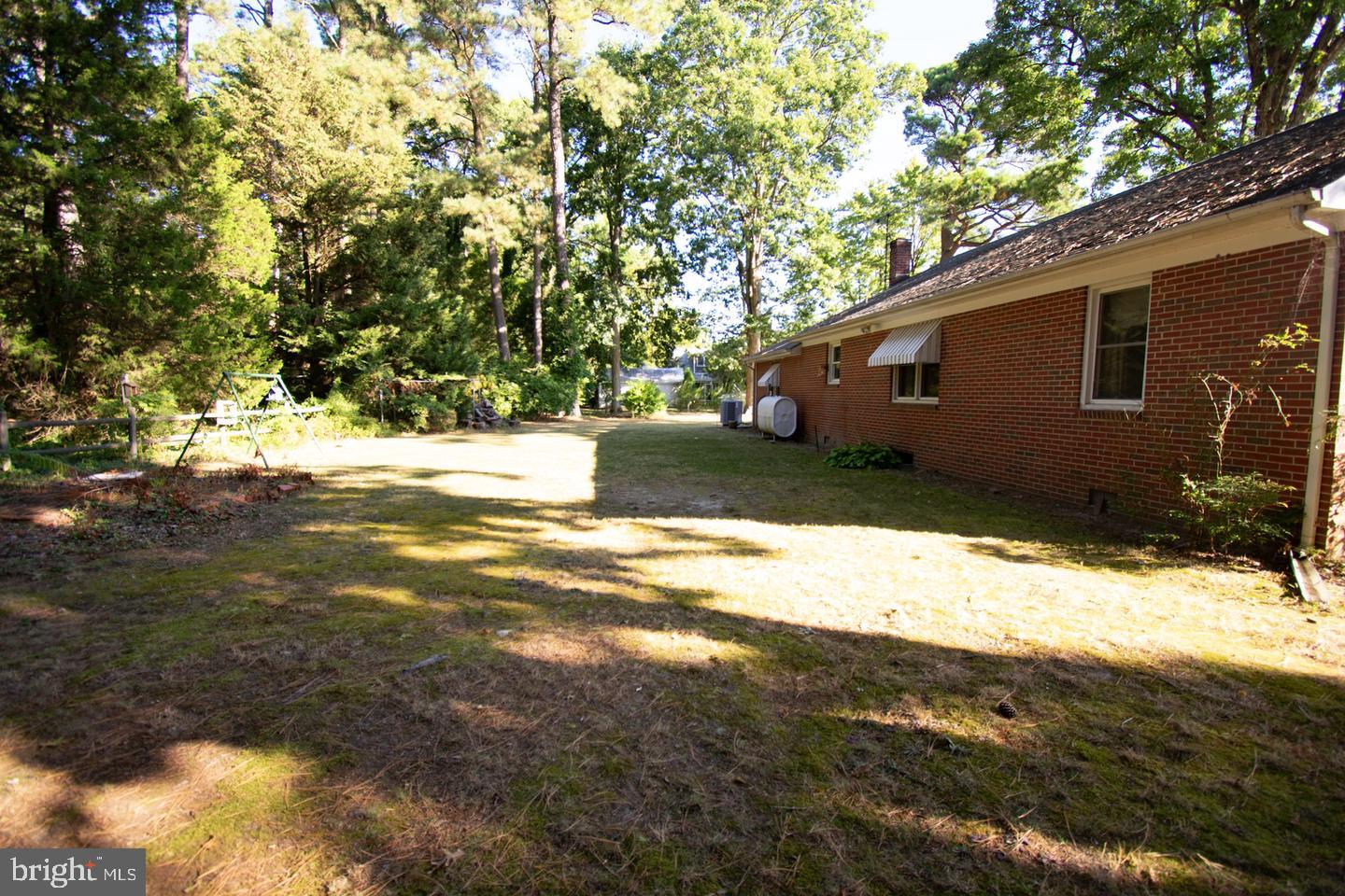 7612 Sherwood Rd Property Photo 23