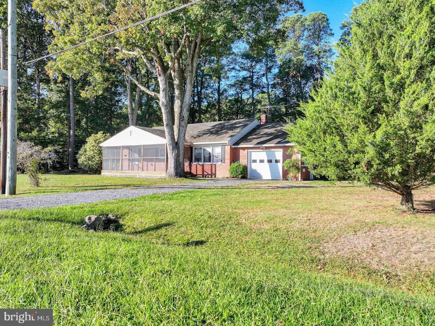 7612 Sherwood Rd Property Photo 24