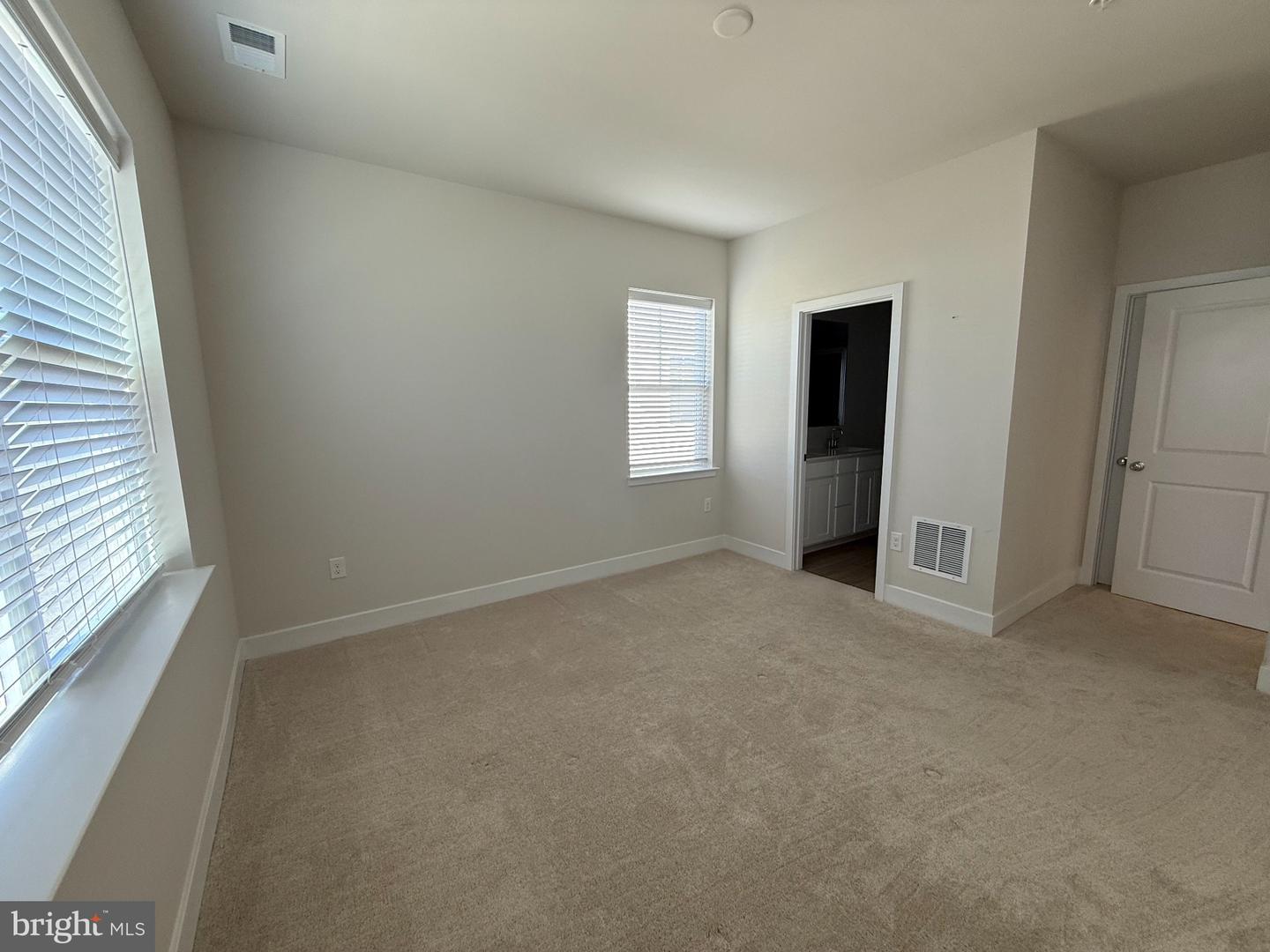 1662 Lake Placid Dr Property Photo 21