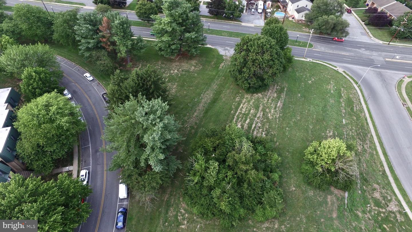 Kenly Ave Property Photo 1