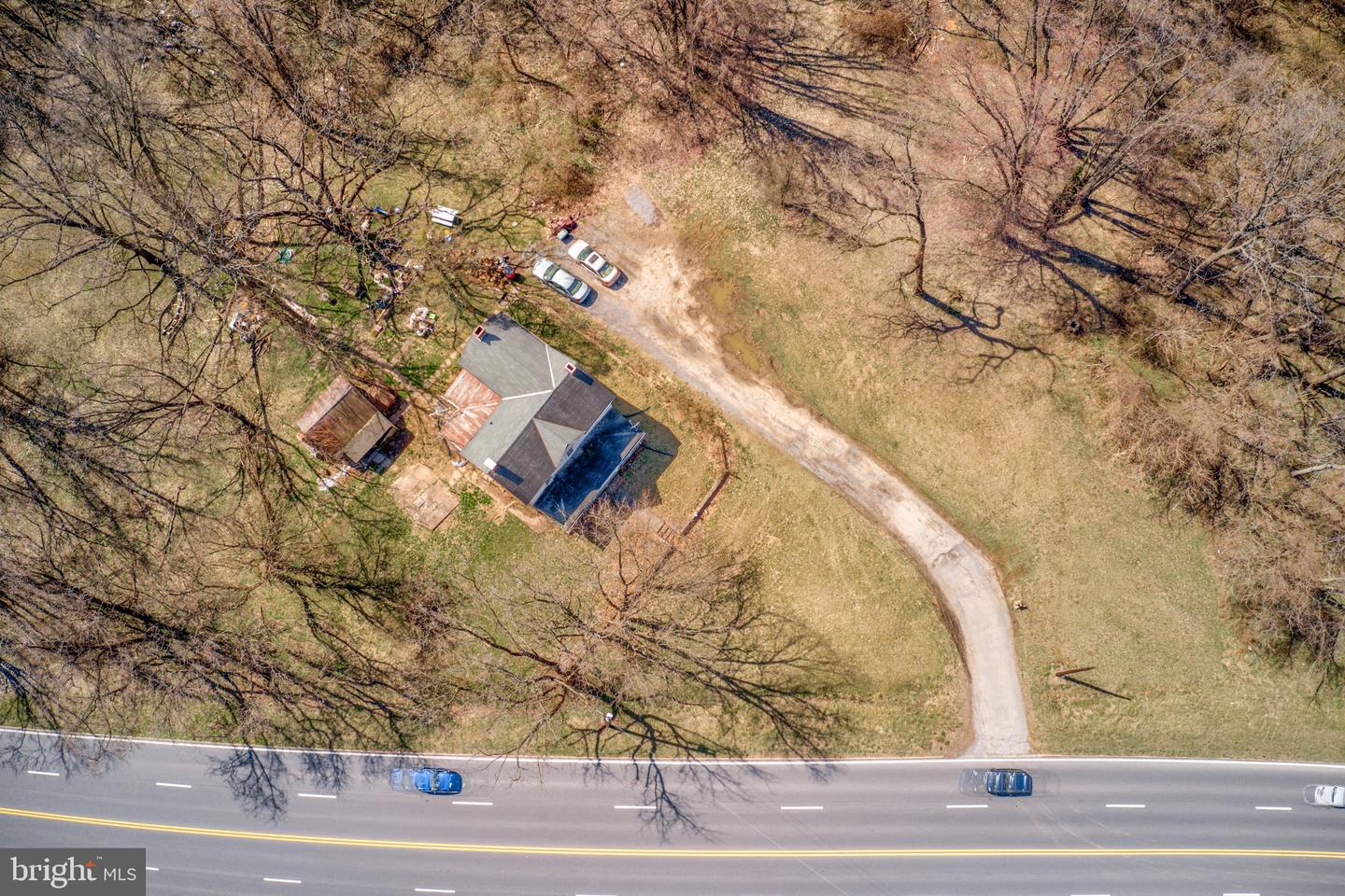 17755 Halfway Blvd Property Photo 11