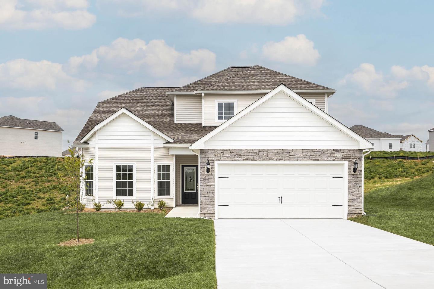 18724 Ballantyne Way Property Photo