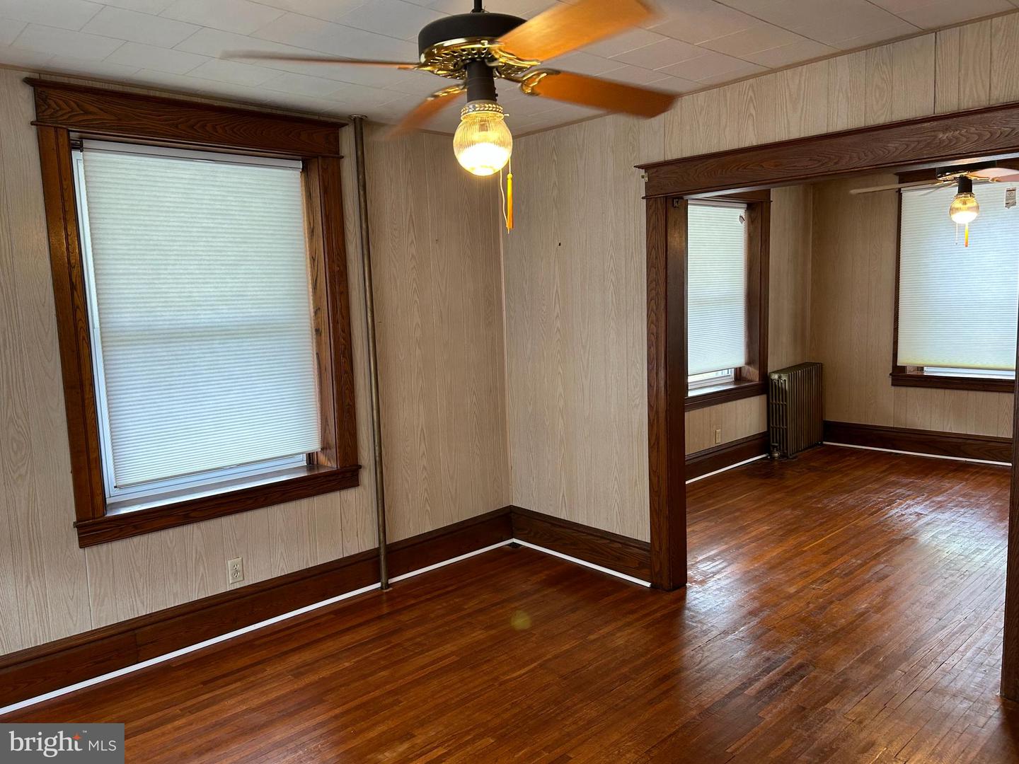 17822 Sherman Ave Property Photo 2