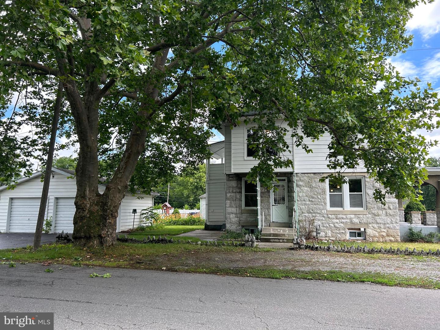 17822 Sherman Ave Property Photo 28