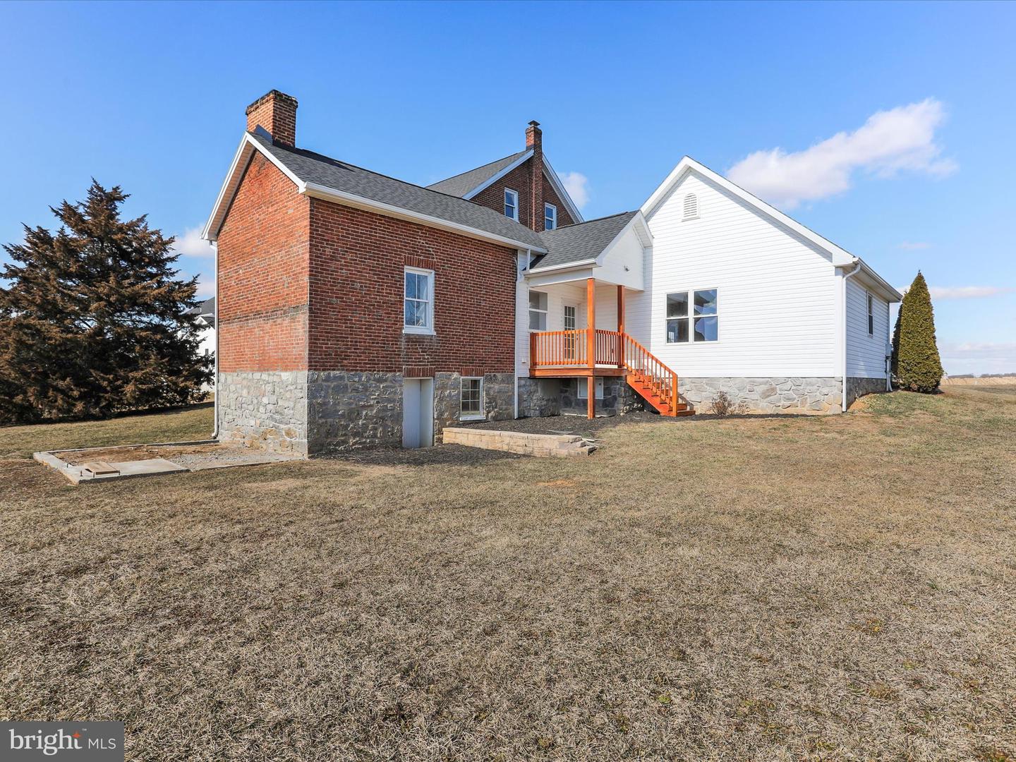 18941 Amesbury Rd Property Photo 55