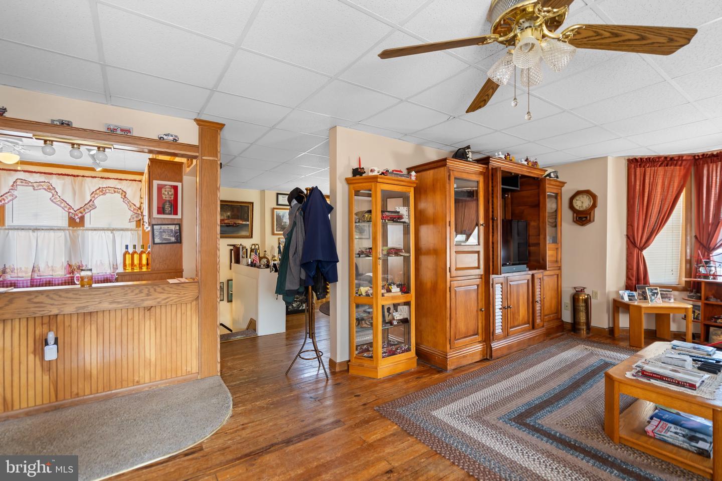 115 E Baltimore St Property Photo 38