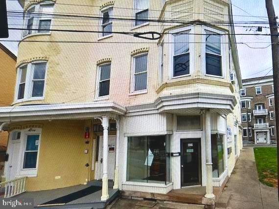 459 W WASHINGTON ST Property Photo 1