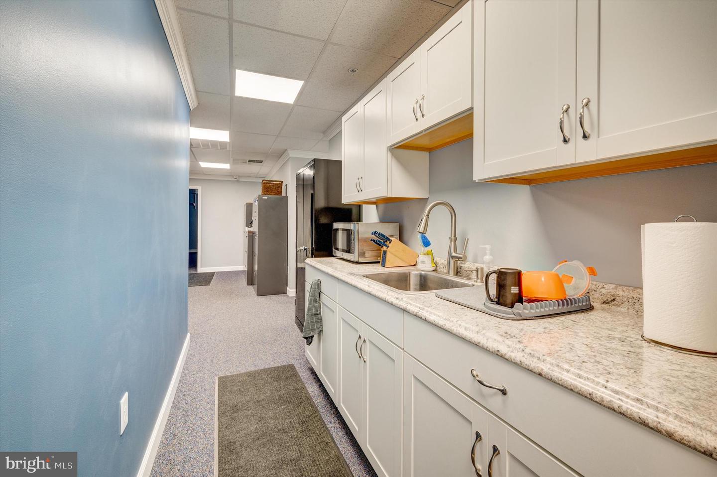 934 Sweeney Dr #suite 6 Property Photo 17