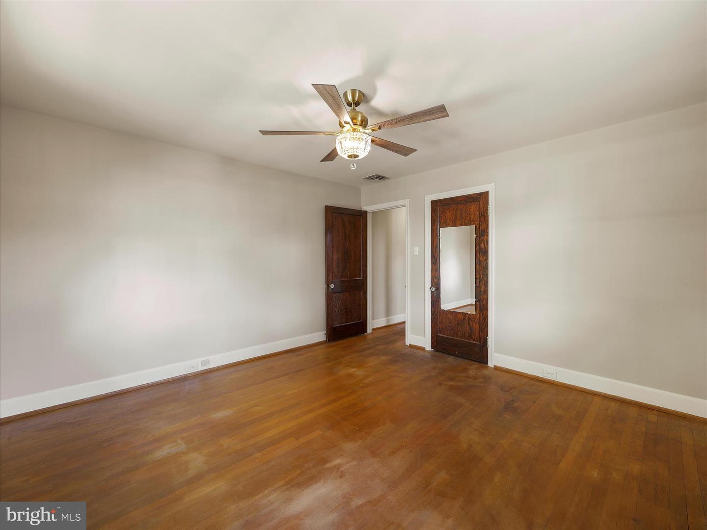 120 E Irvin Ave Property Photo 46