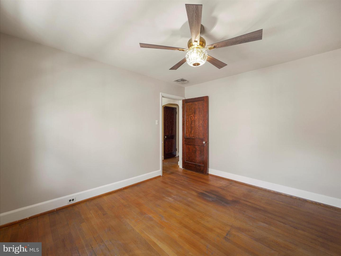 120 E Irvin Ave Property Photo 49