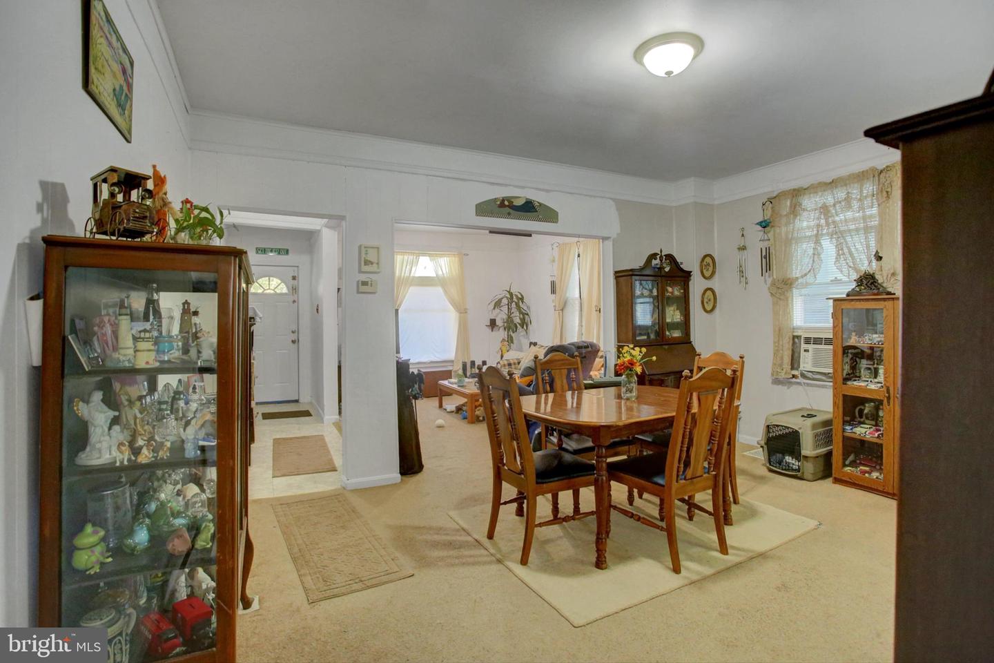 416 Guilford Ave Property Photo 4