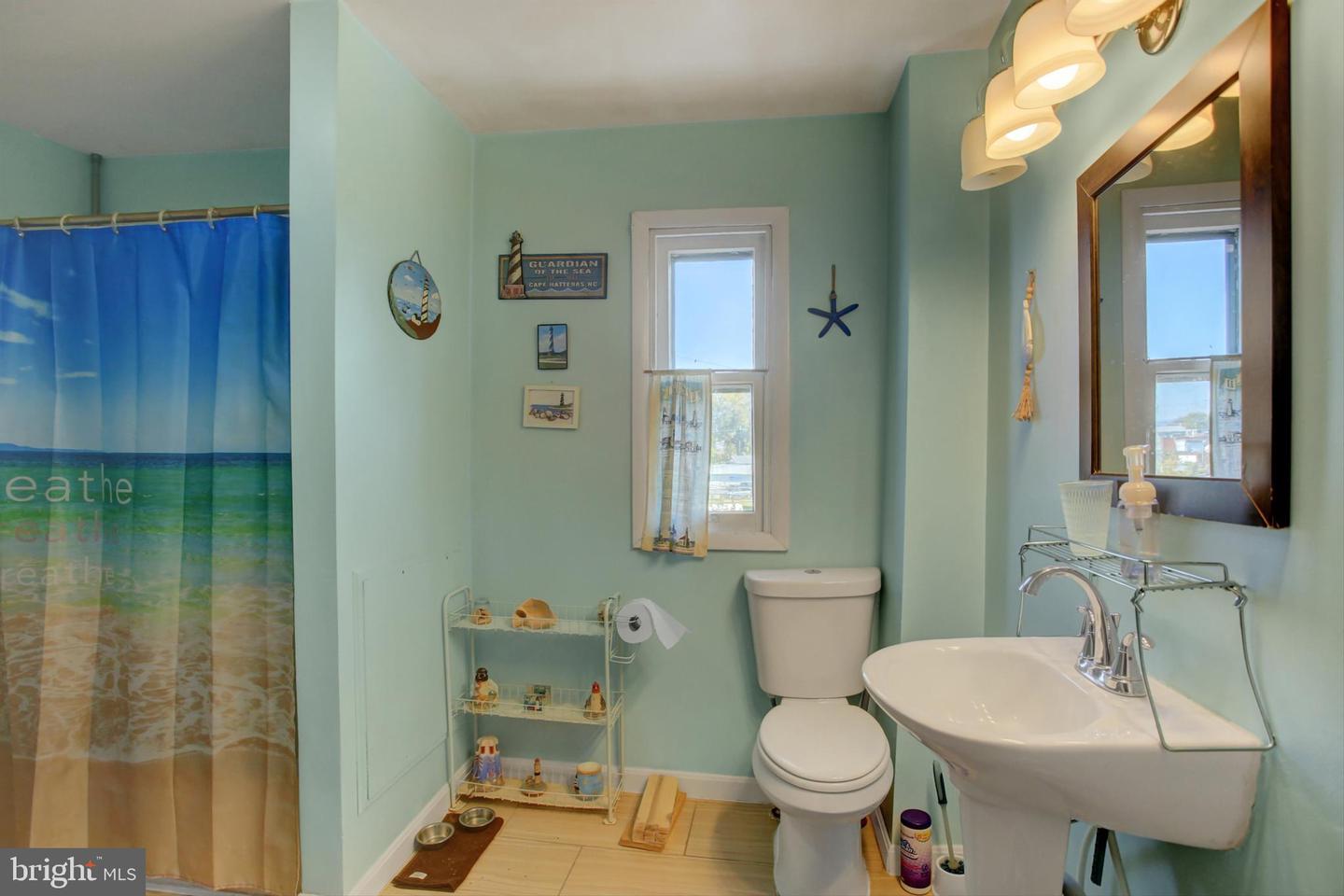 416 Guilford Ave Property Photo 6