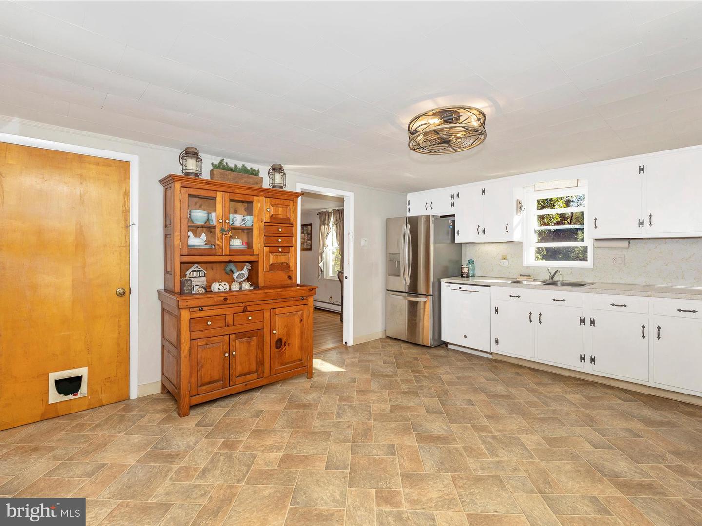 22705 Jefferson Blvd Property Photo 6