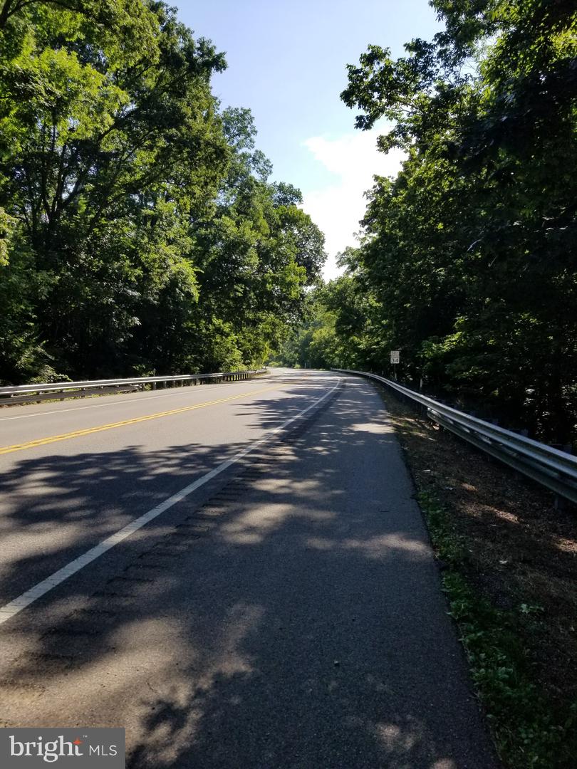 Shepherdstown Pike Property Photo 4