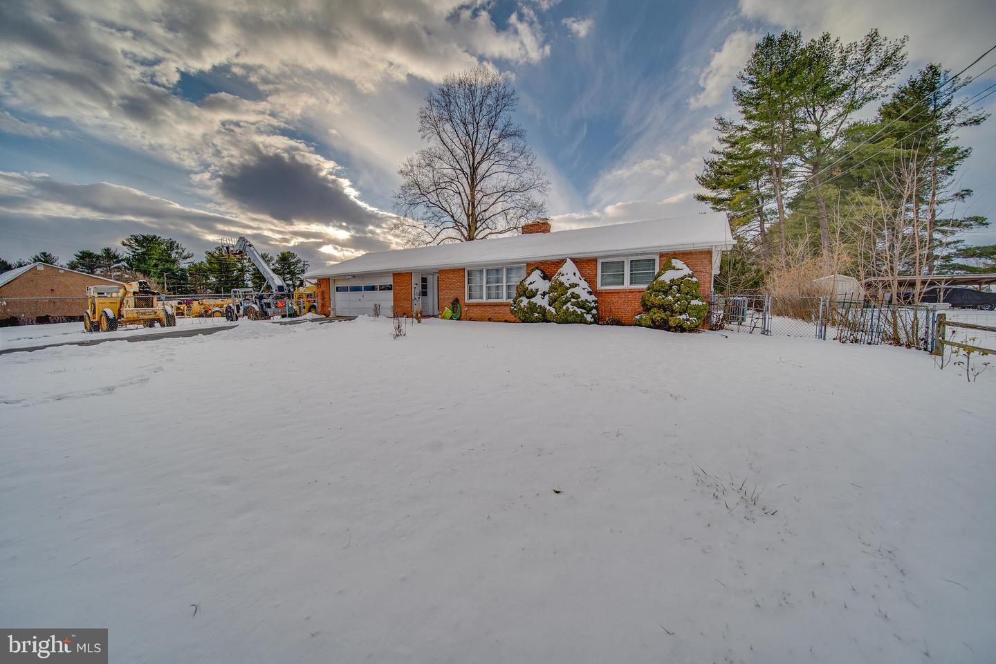 7528 Sharpsburg Pike Property Photo 10