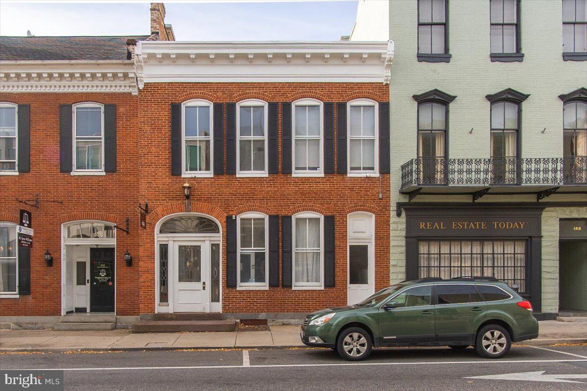 115 Washington St Property Photo 1