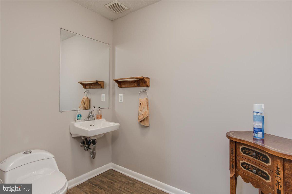 115 Washington St Property Photo 15