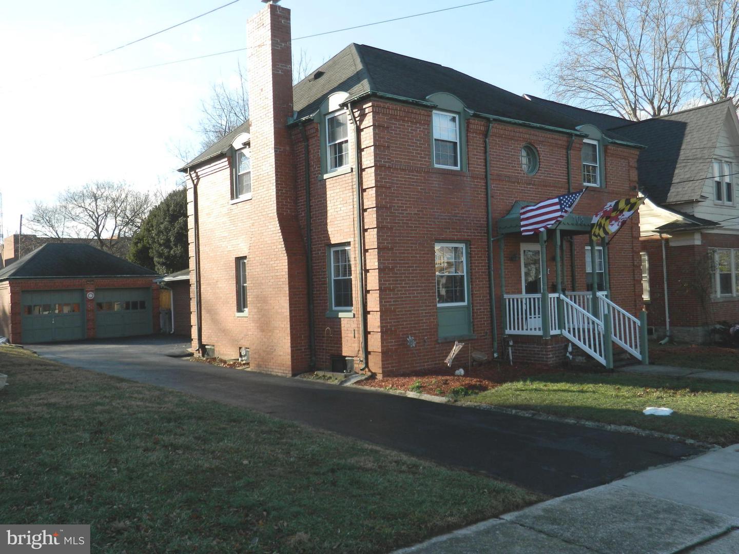 108 Lakin Ave Property Photo