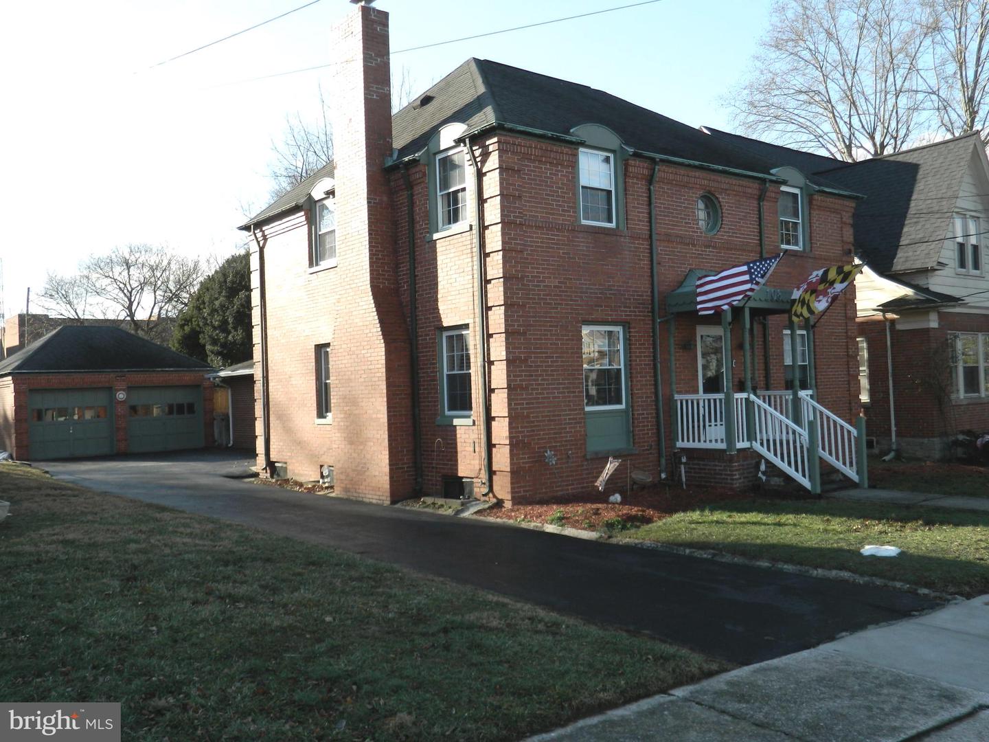 108 Lakin Ave Property Photo