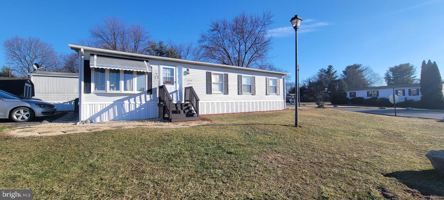 11415 Lakeside Dr Property Photo