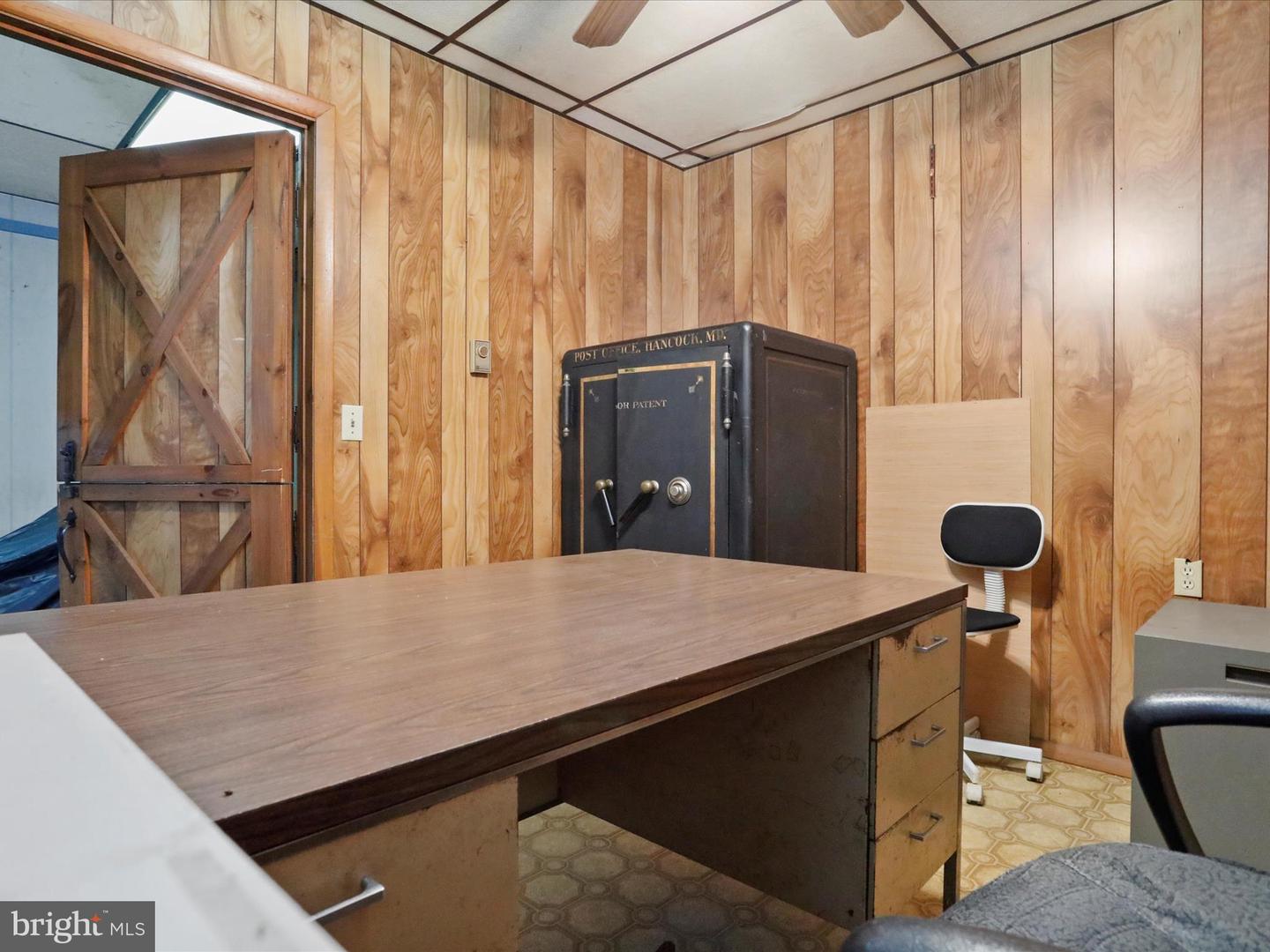 2 Canal Street Property Photo 8