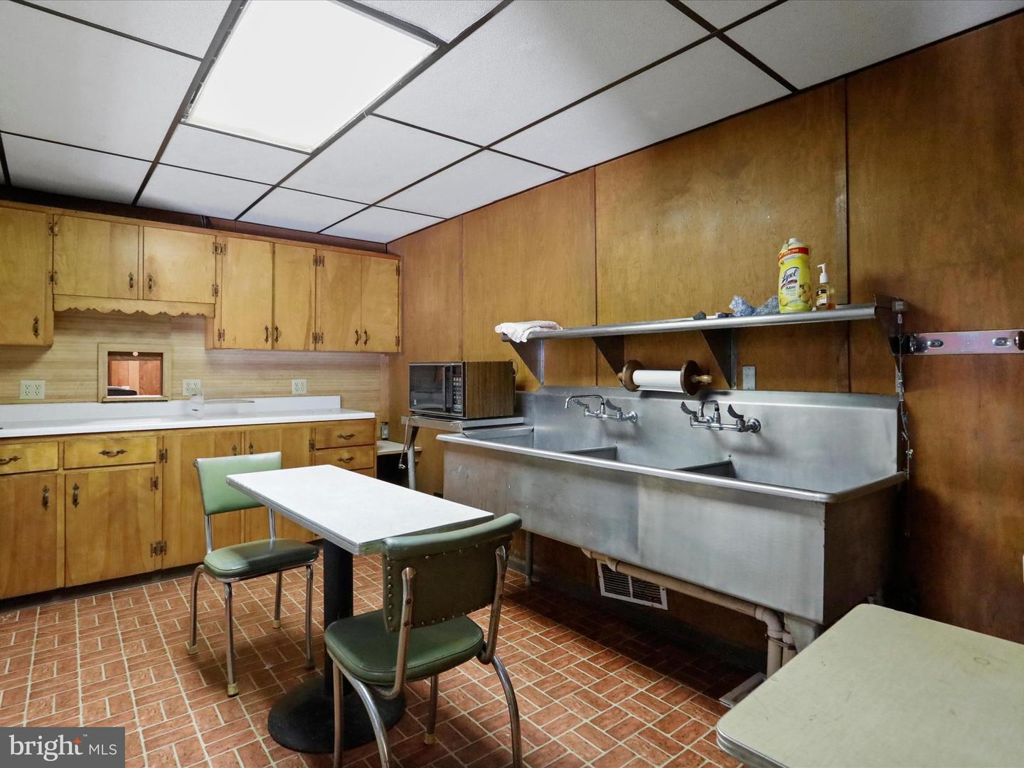 2 Canal Street Property Photo 10