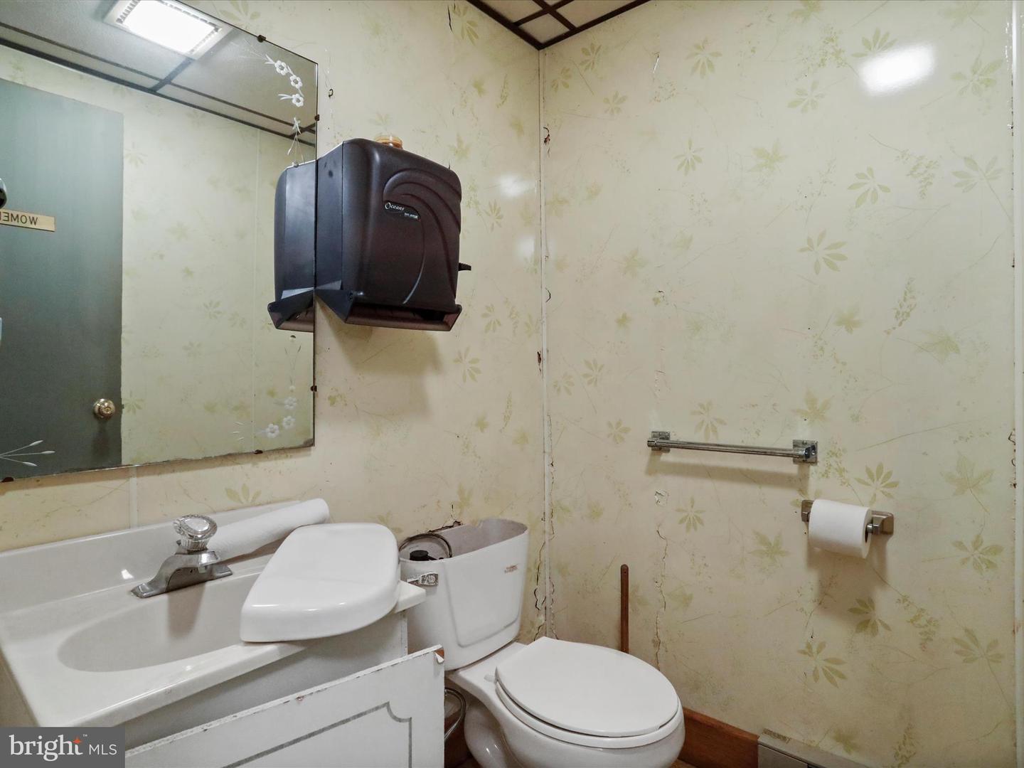2 Canal Street Property Photo 14
