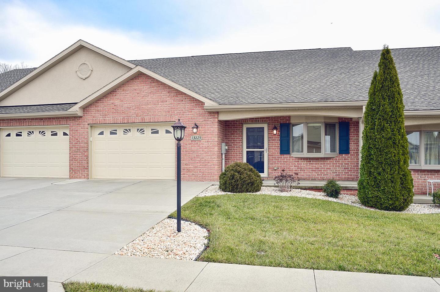13225 Diamond Pointe Dr Property Photo