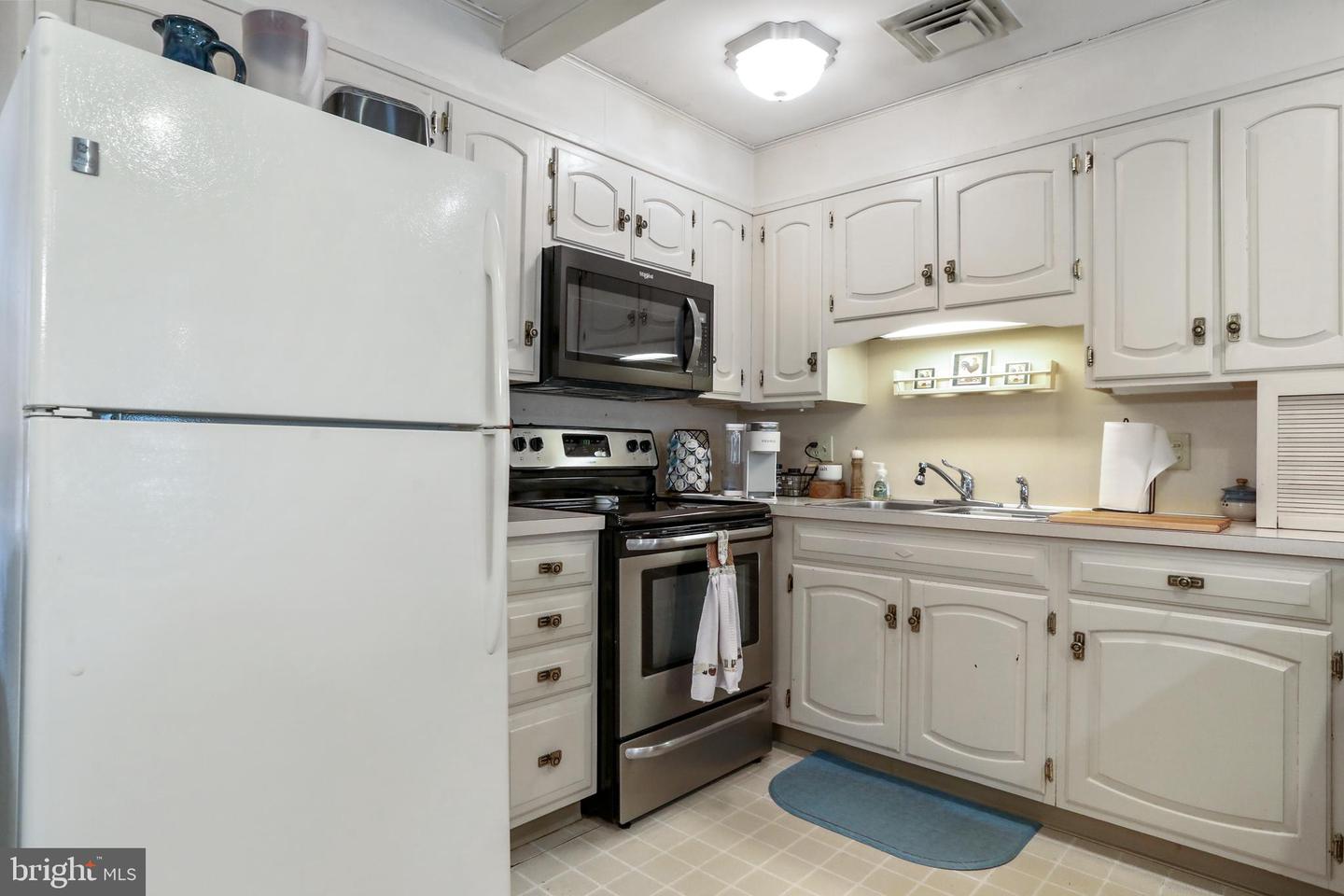 19523 Spring Valley Dr Property Photo 11