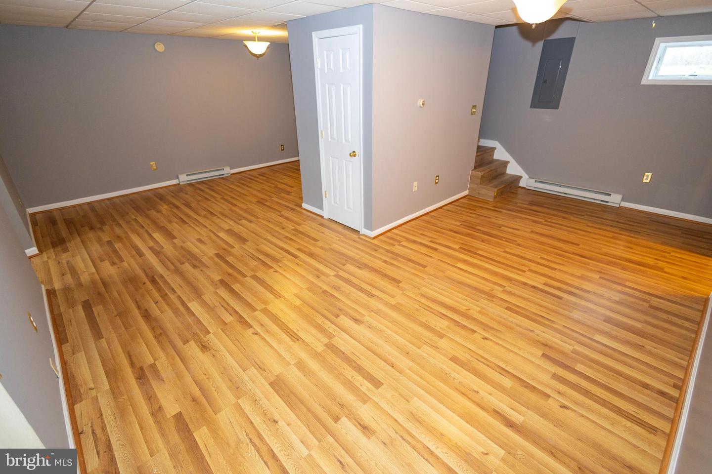 12326 Delwood Ave Property Photo 10