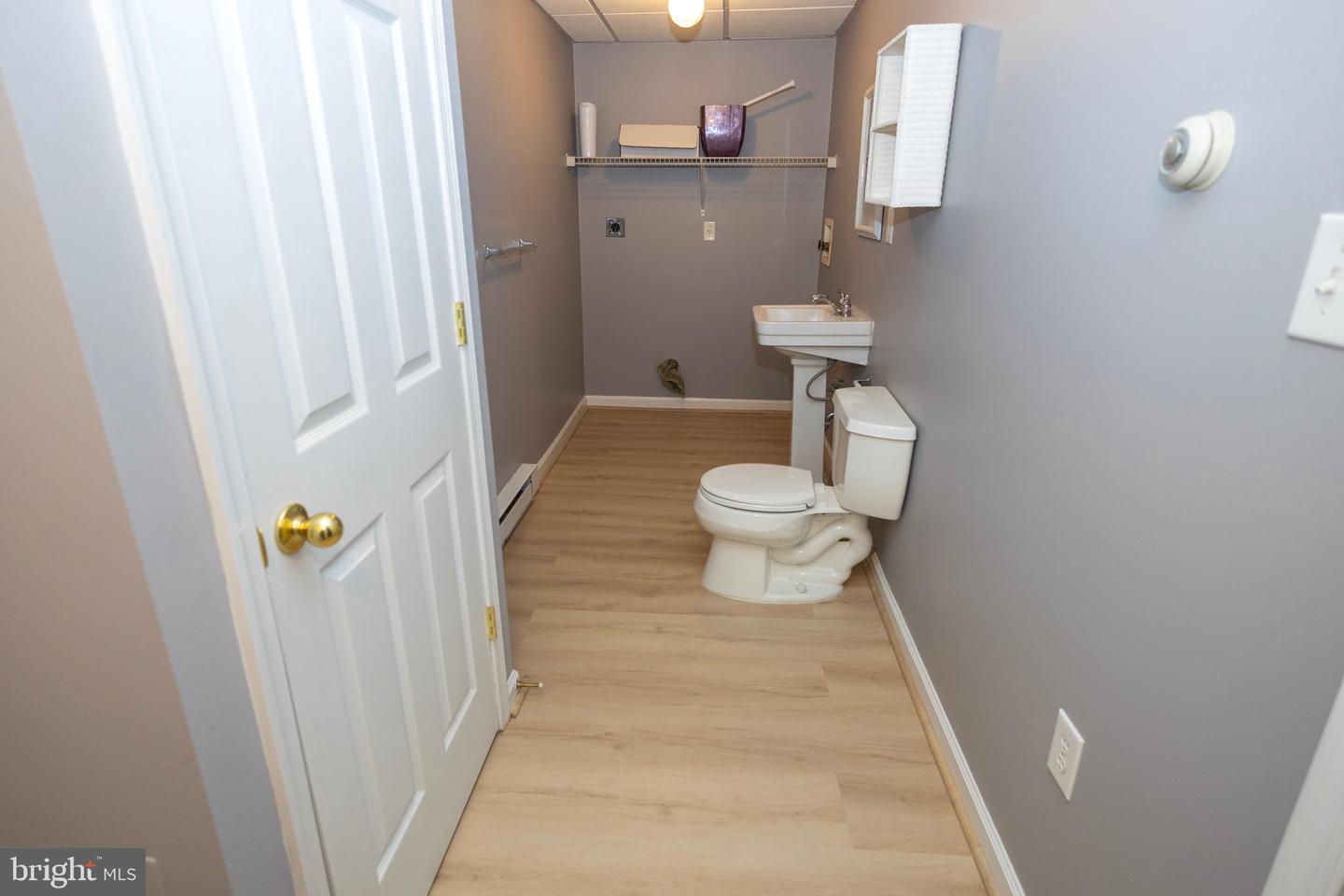 12326 Delwood Ave Property Photo 11