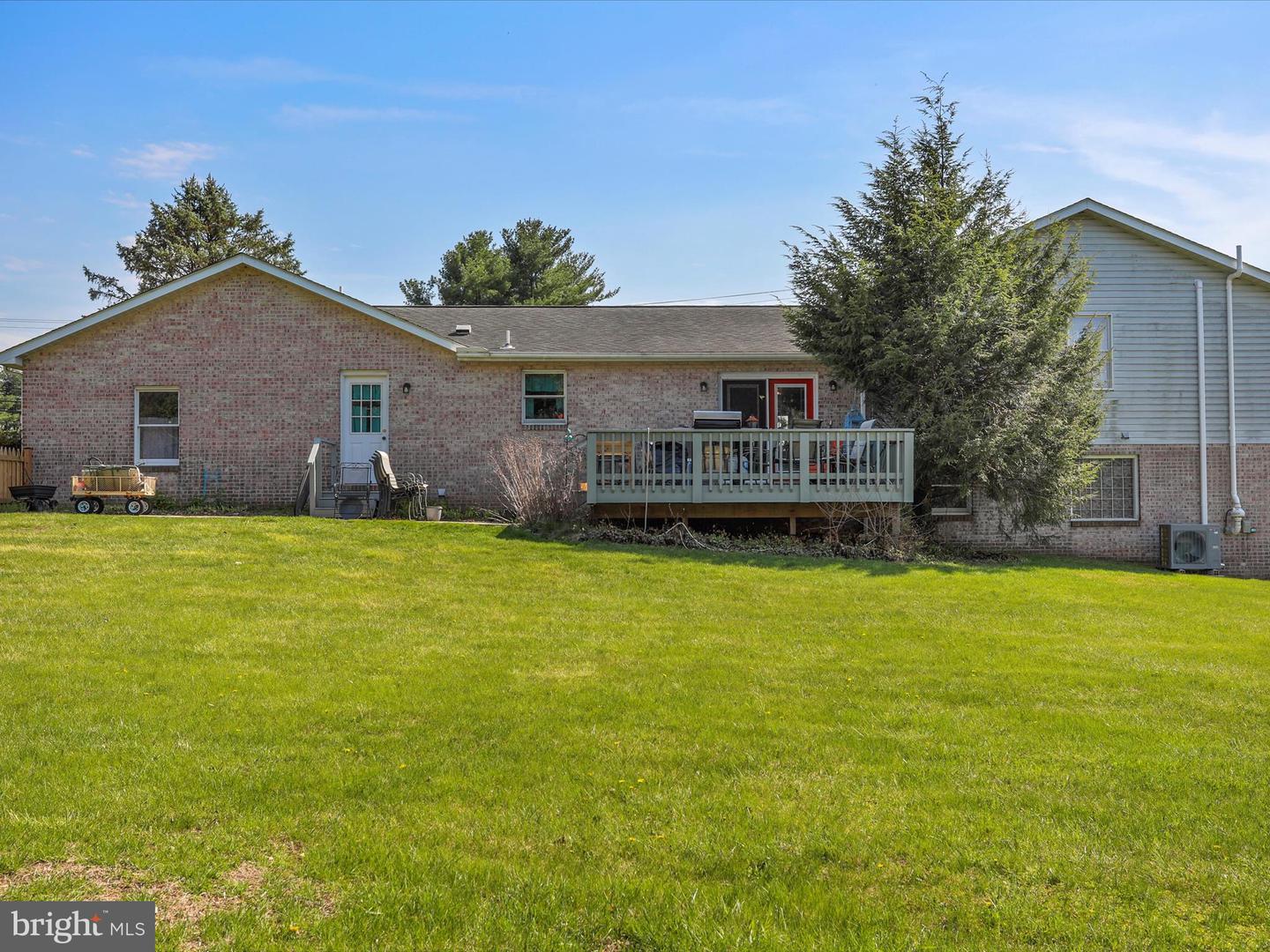 16710 Sterling Rd Property Photo 33
