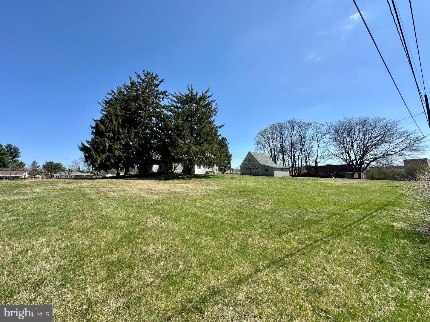 1619 Dual Hwy Property Photo 8