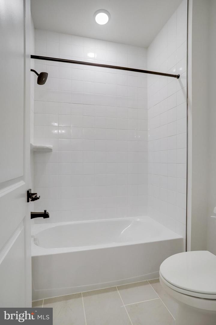 10030 Wilkes Property Photo 14
