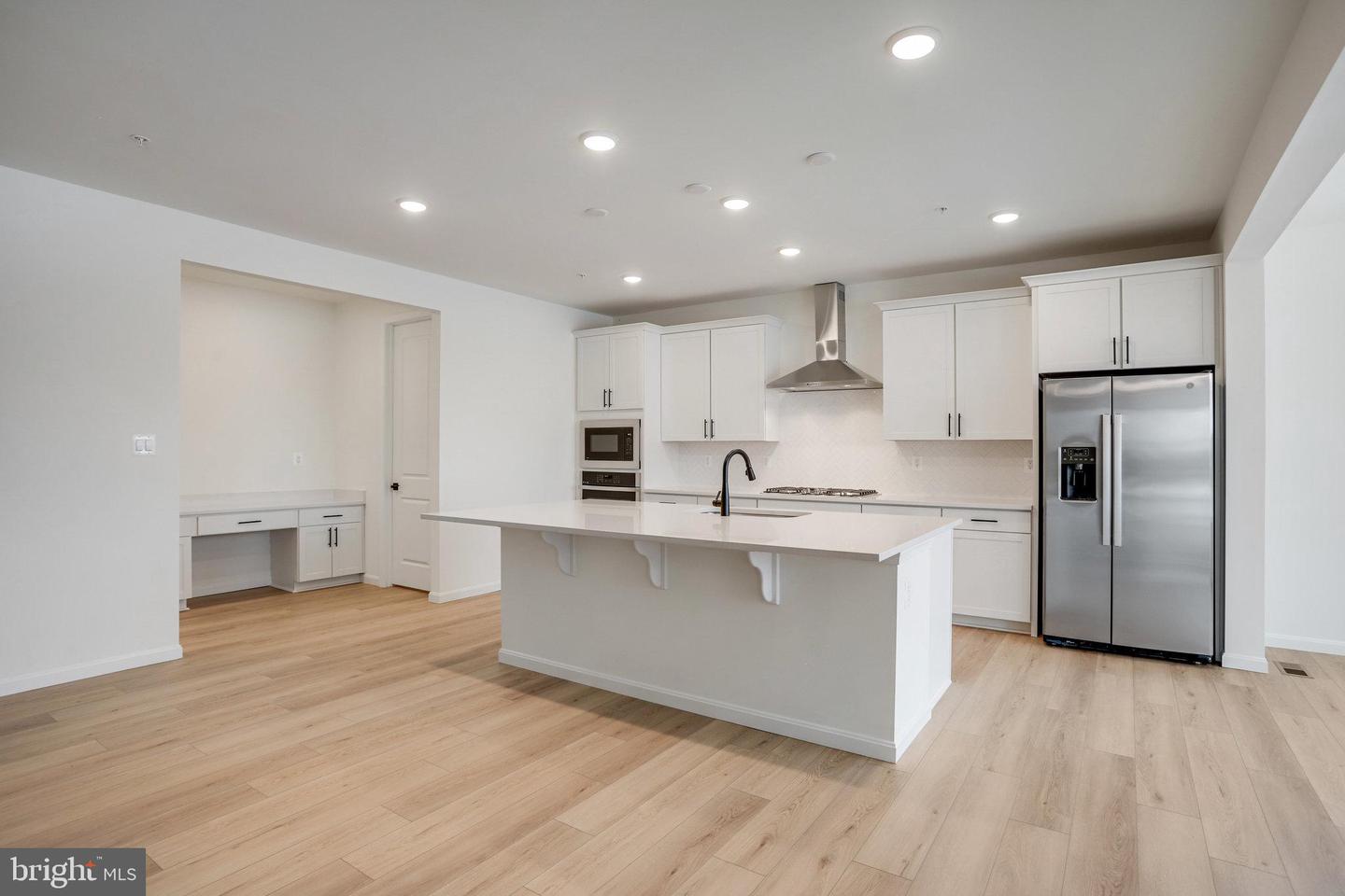 10030 Wilkes Property Photo 33