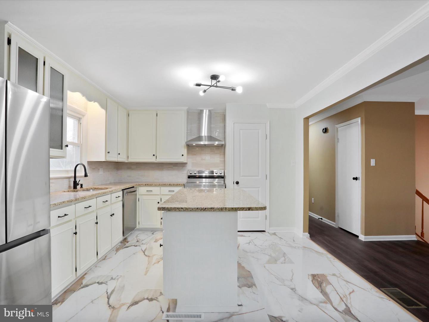 10801 Rosewood Dr Property Photo 10