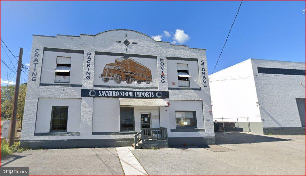 701 Pennsylvania Ave Property Photo 1