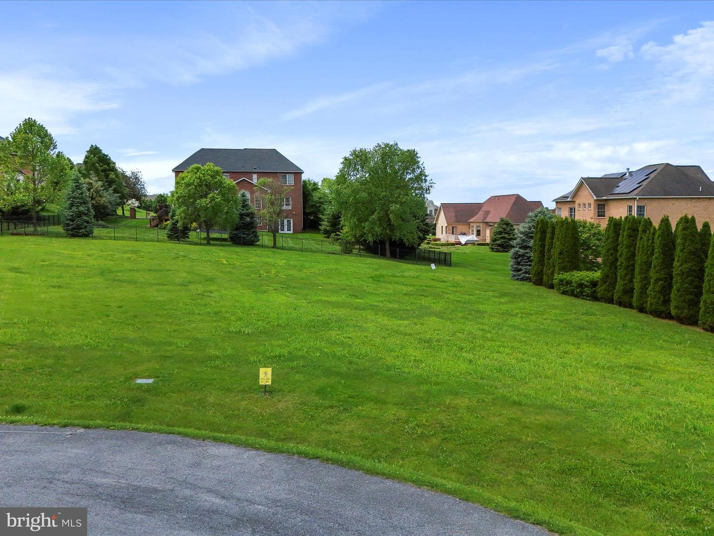20505 Shaheen Ln Property Photo 3