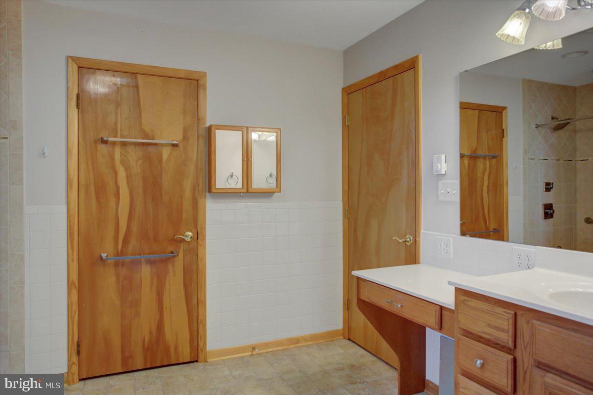 206 Young Ave Property Photo 31