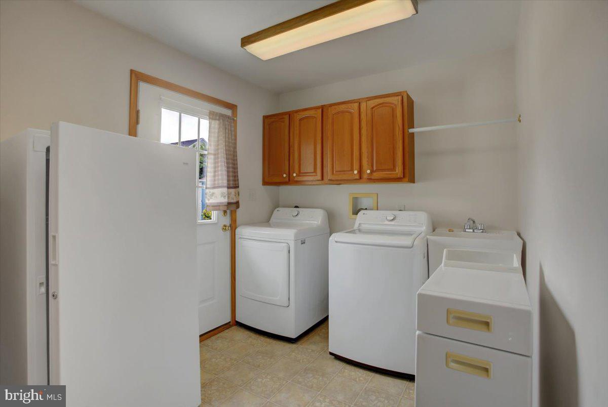 206 Young Ave Property Photo 32