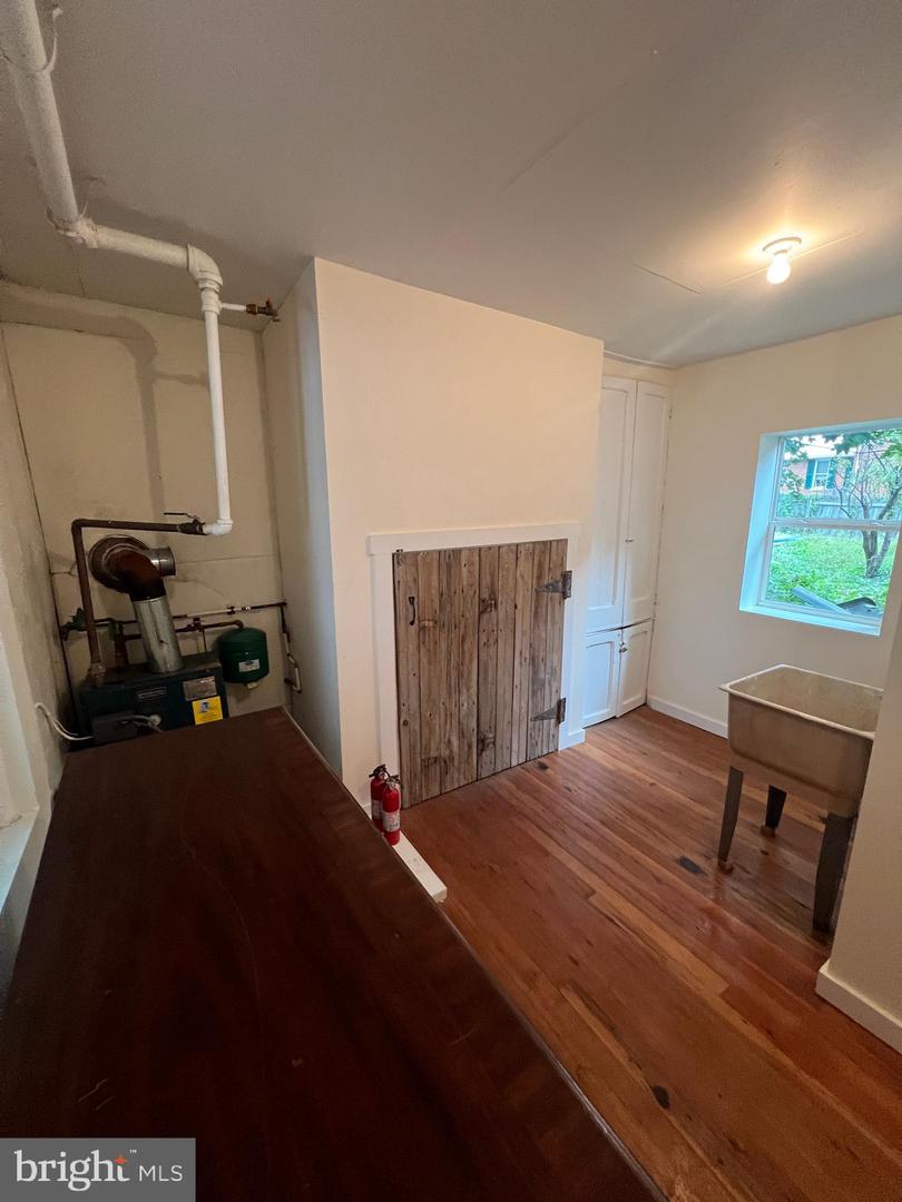 117 E Main St Property Photo 40
