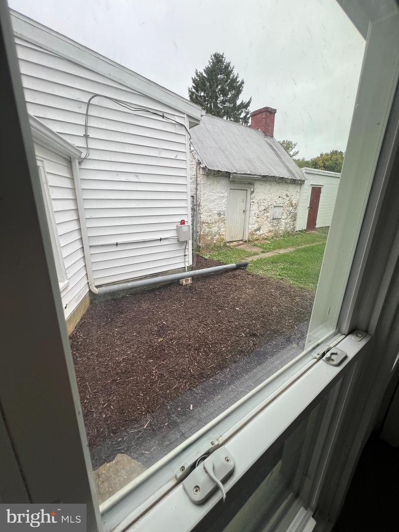 117 E Main St Property Photo 42