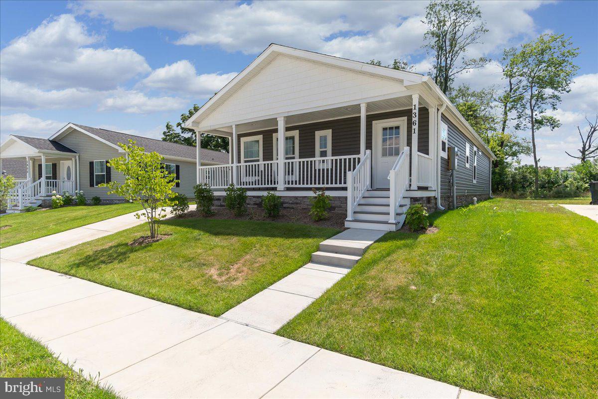 1361 Connecticut Ave Property Photo 5