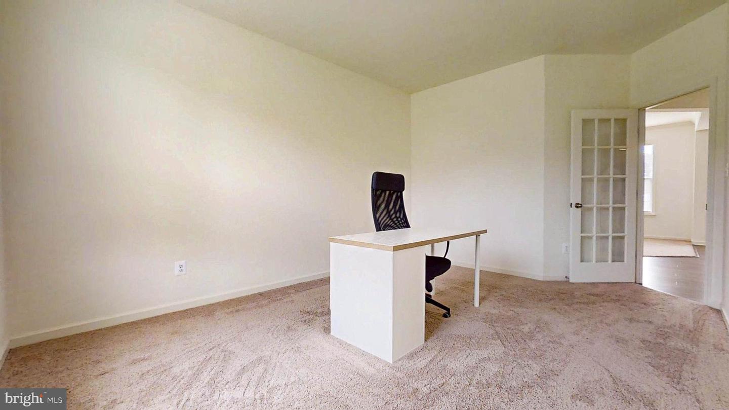 9322 Alloway Dr Property Photo 11
