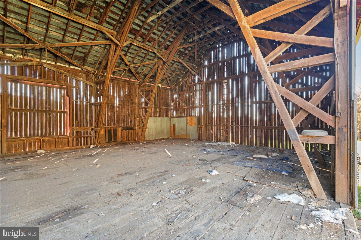 Pennsylvania Ave Property Photo 8