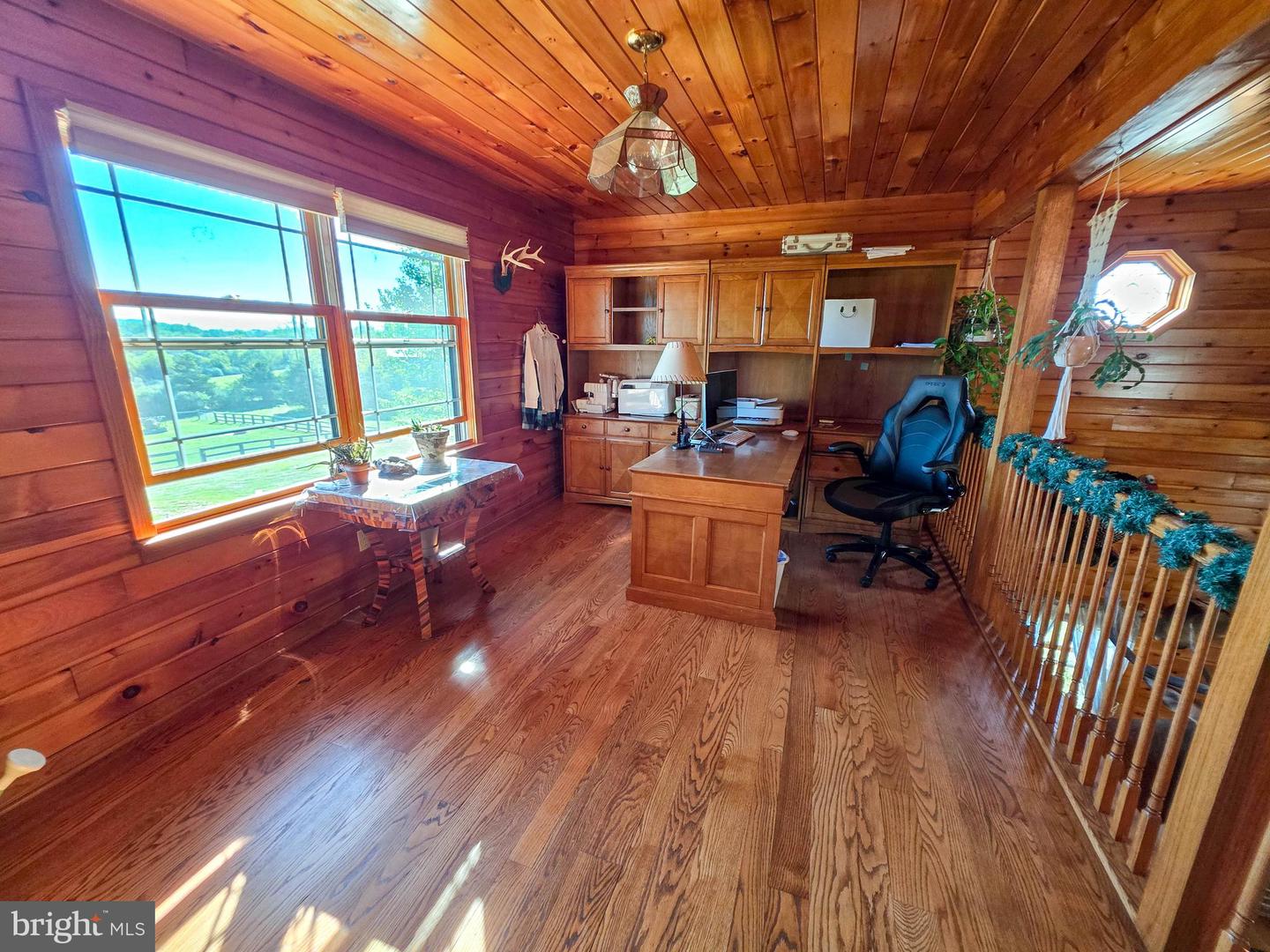 14637 Bain Rd Property Photo 18