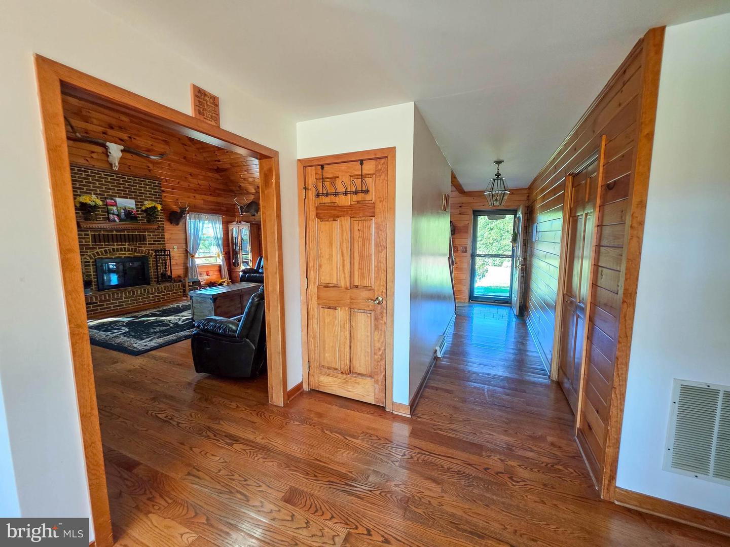 14637 Bain Rd Property Photo 28