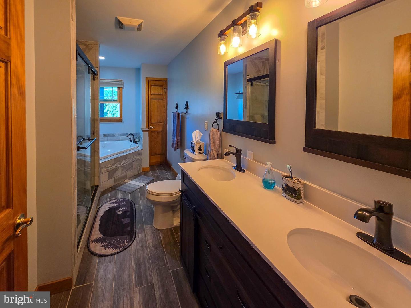 14637 Bain Rd Property Photo 29