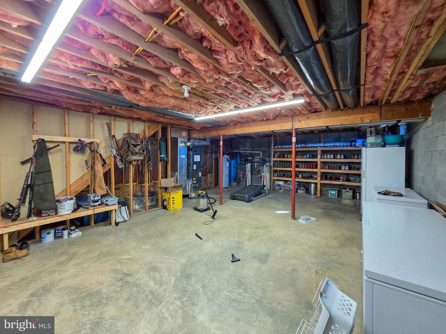 14637 Bain Rd Property Photo 36